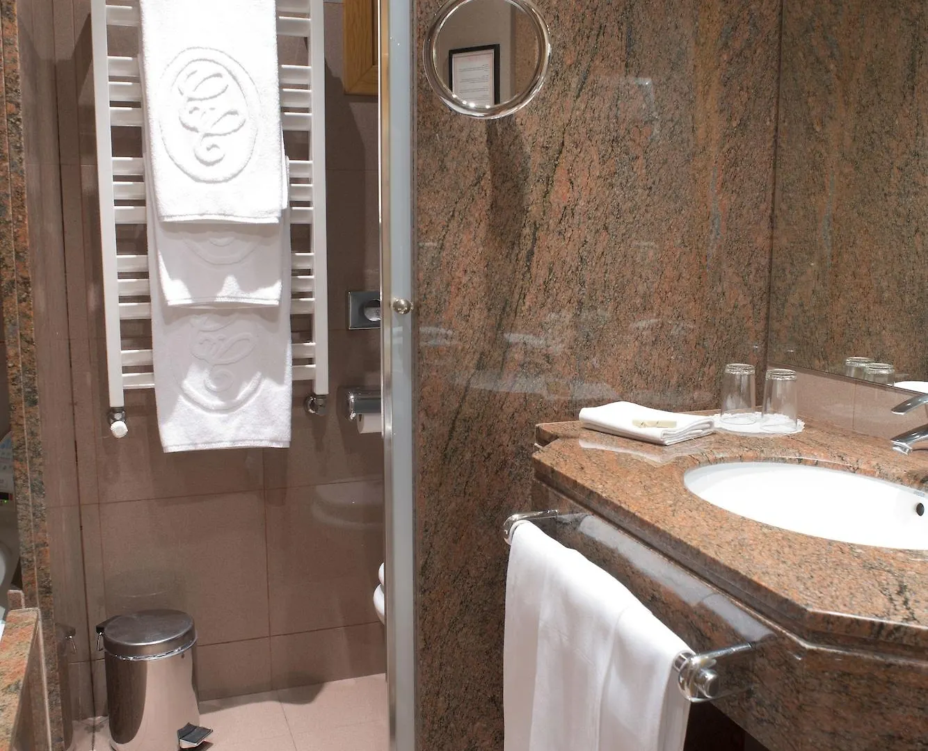 A Casa Canut Hotel Gastronomic Les Escaldes 5*,